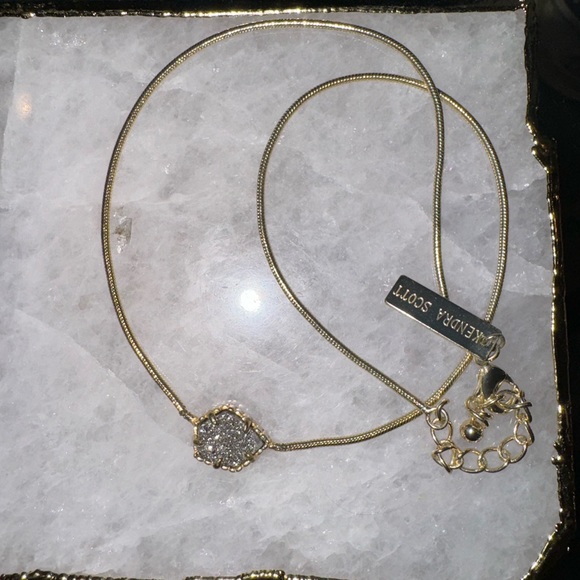 Kendra Scott - Mara Tess Necklace (retired) - Picture 5 of 6